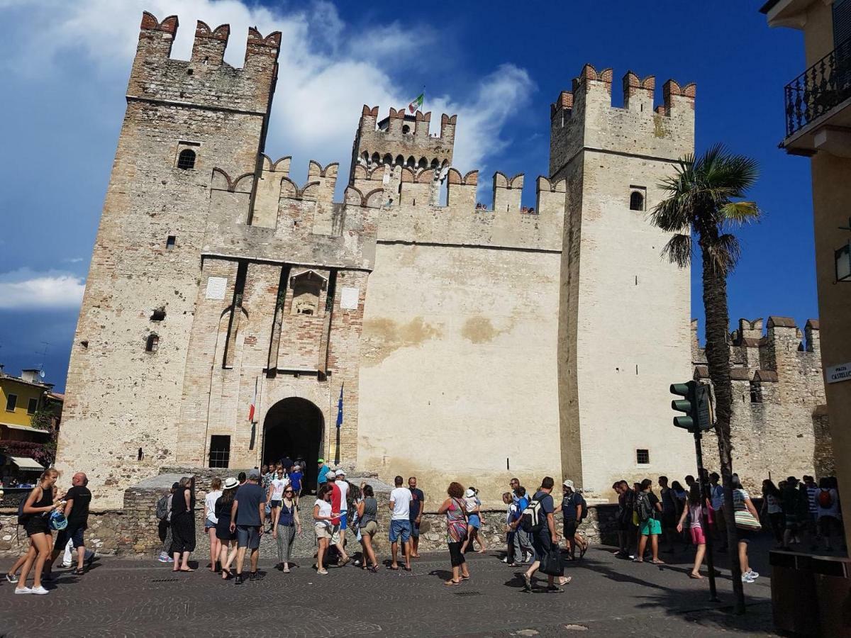 King' S Apartment Sirmione Kültér fotó